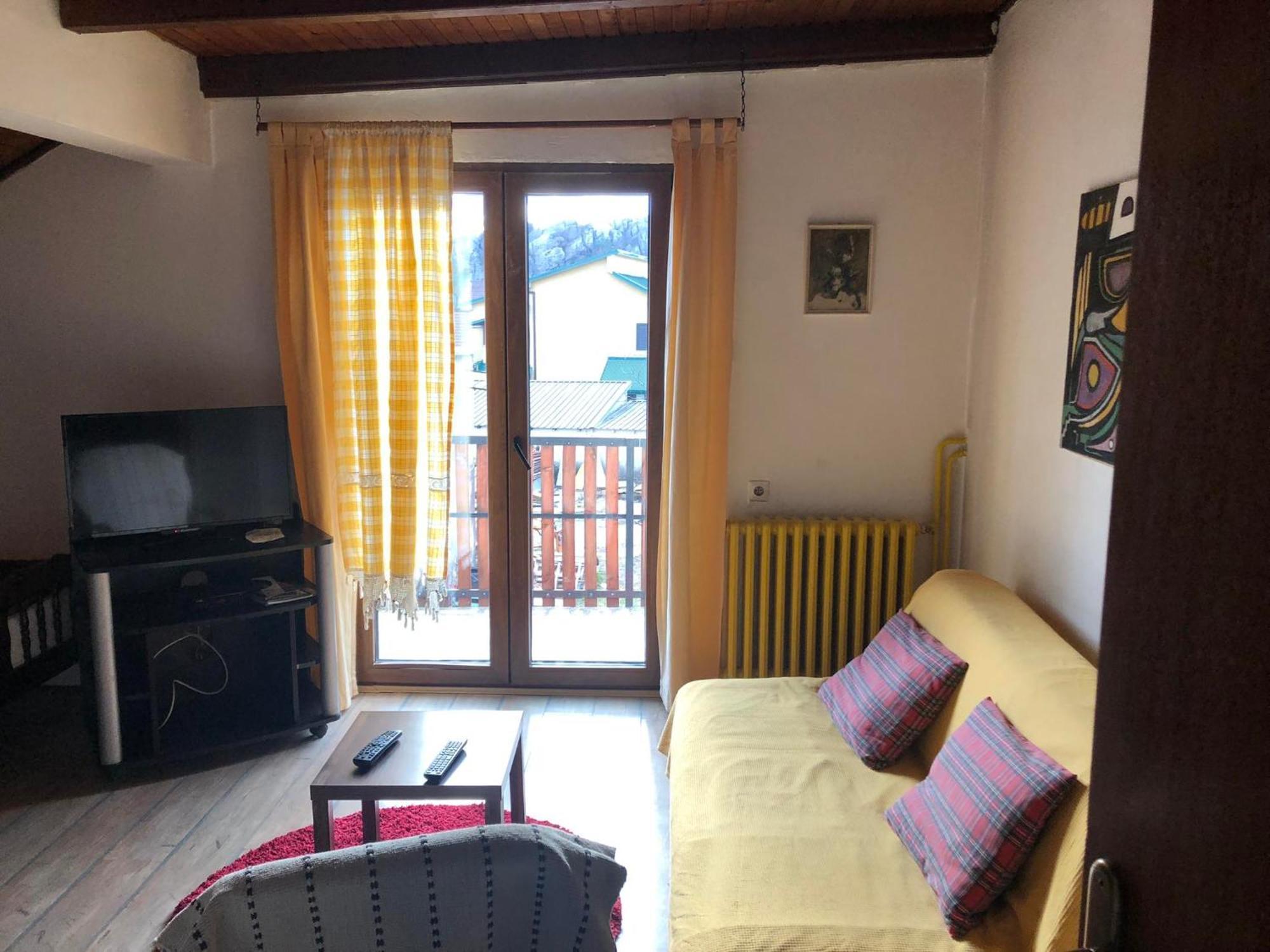 Old Town House Apartment Niksic Luaran gambar