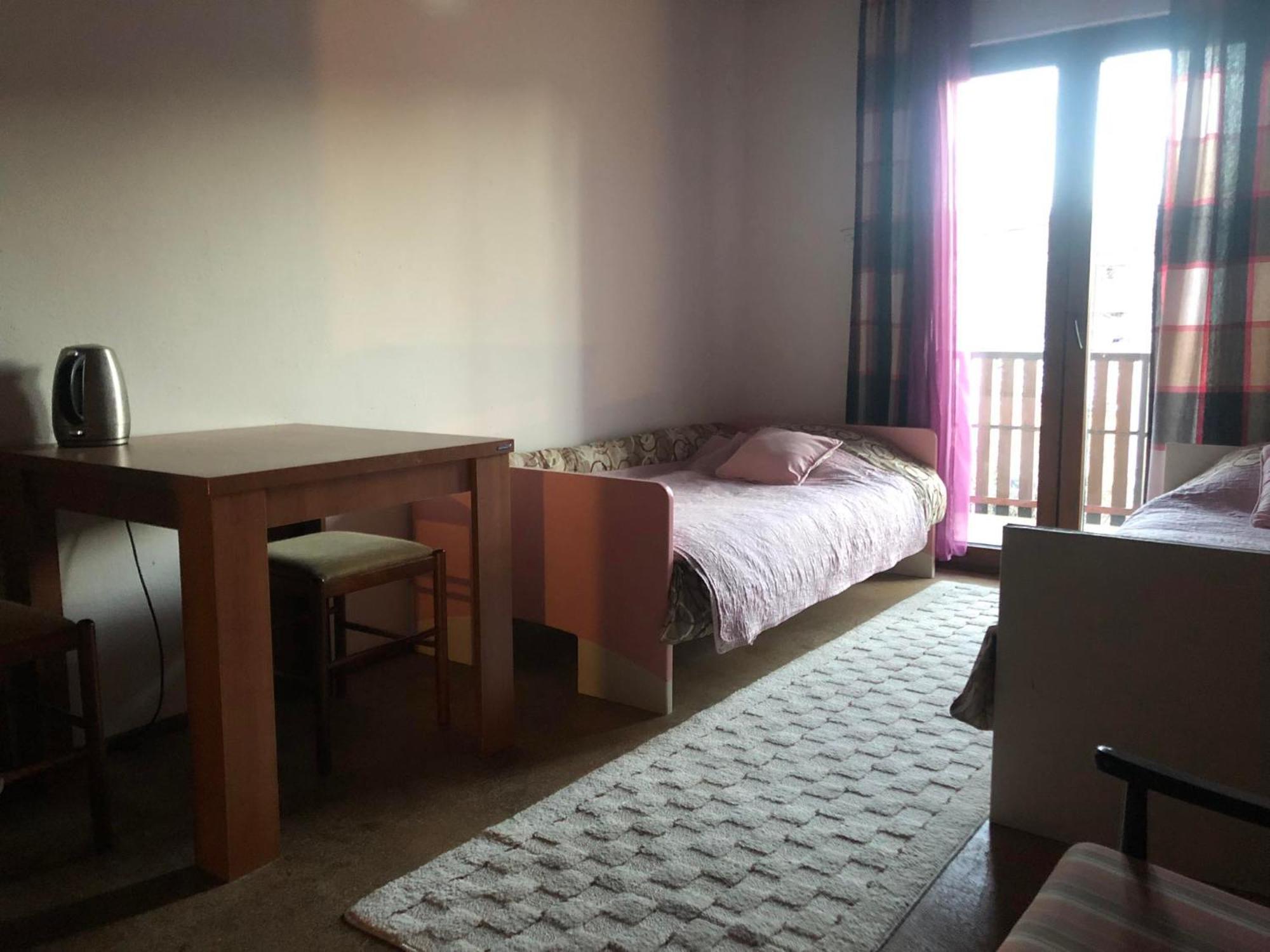 Old Town House Apartment Niksic Luaran gambar